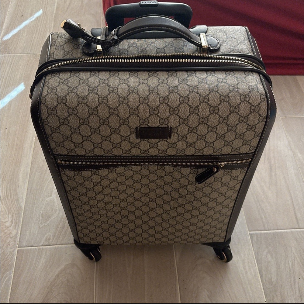 Real Authentic Gucci medium suitcase carry on size